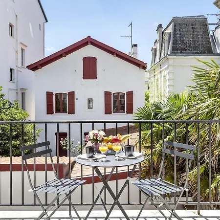 Apartmán Beautiful And Bright Flat With Balcony In - Welkeys *